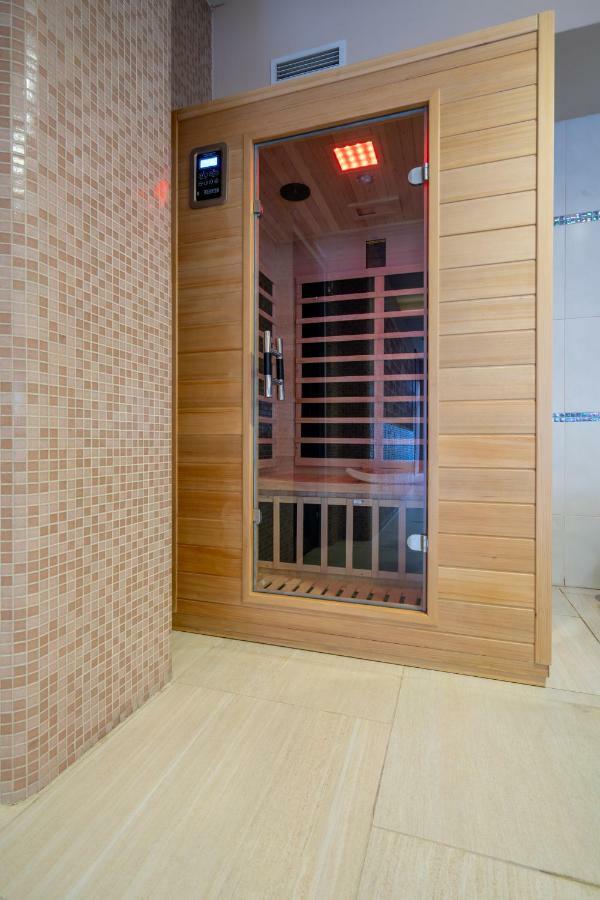 Újhartyán Doresz Wellness Panzio B&B 외부 사진