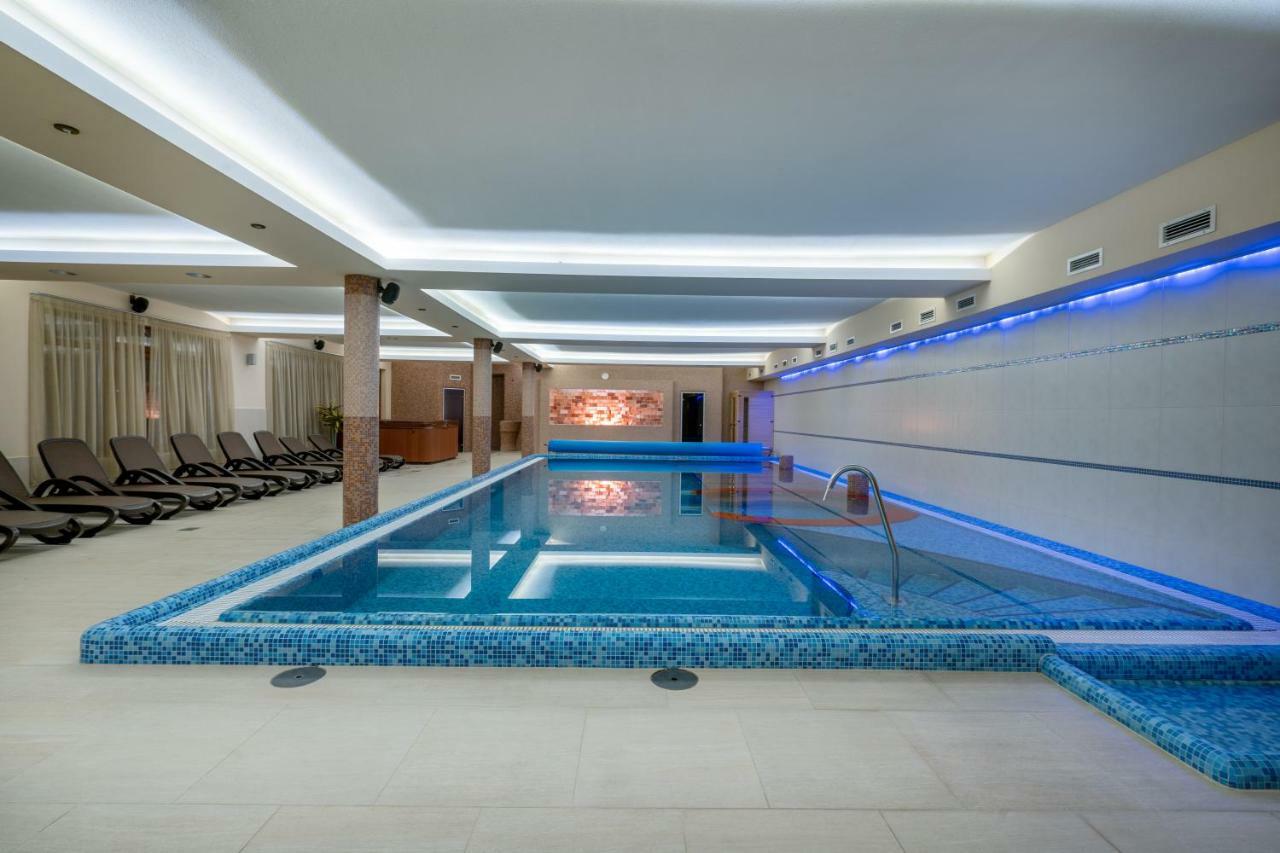 Újhartyán Doresz Wellness Panzio B&B 외부 사진
