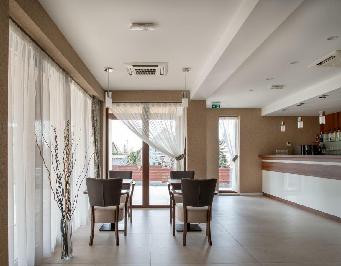 Újhartyán Doresz Wellness Panzio B&B 외부 사진