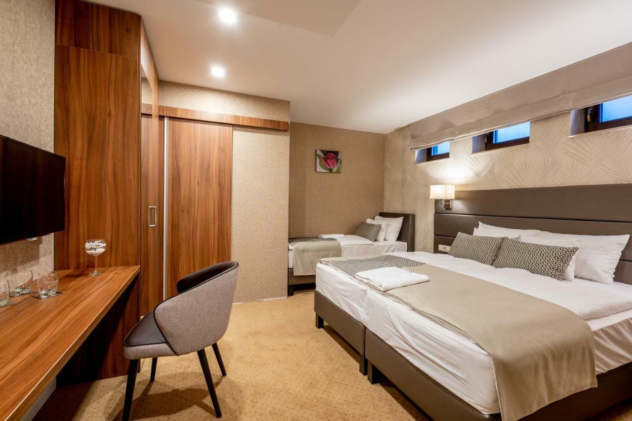 Újhartyán Doresz Wellness Panzio B&B 외부 사진